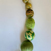 Queen Mum Ivy Choker Necklace