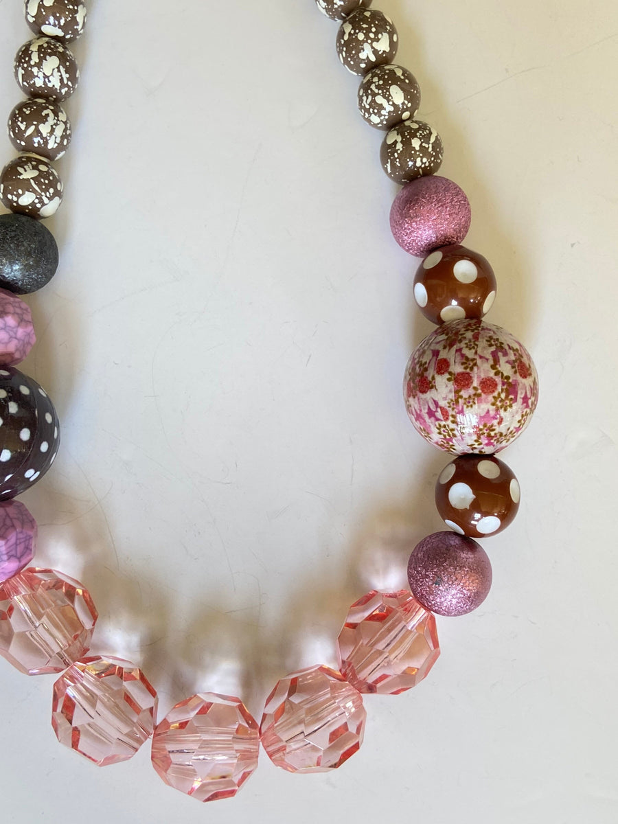Queen Mum Boardwalk Choker Necklace