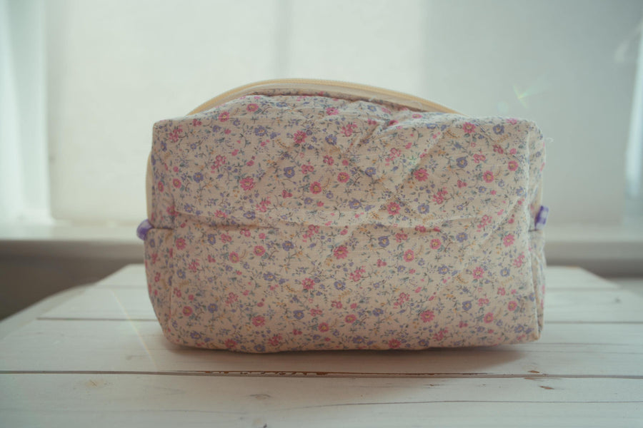 Lenora Dame One-of-a-Kind Stylized Daisy Quilted Cosmetic / Makeup bag