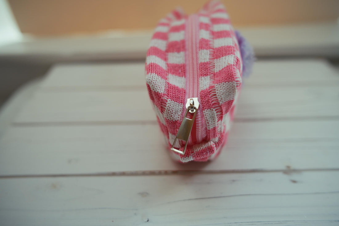 Lenora Dame One-of-a-Kind checkered Cosmetic / Makeup bag