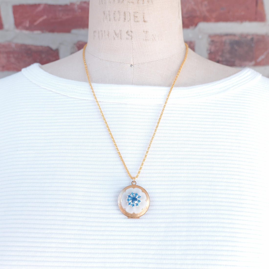 Lenora Dame White Wreath Locket