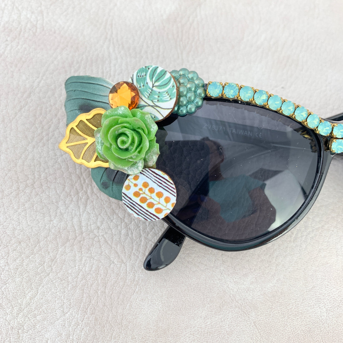 Embellished cat 2025 eye sunglasses