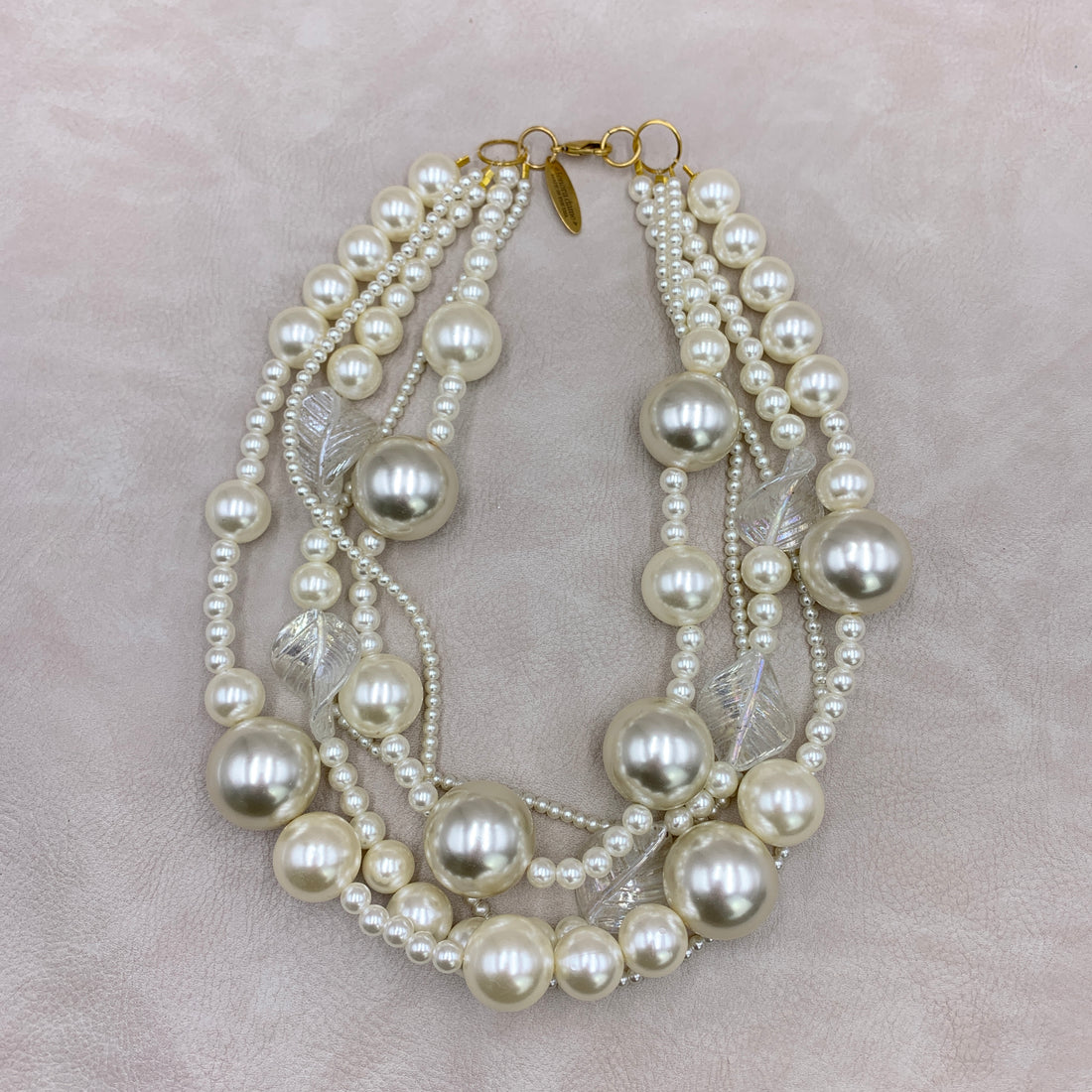 chanel necklace pearl gold