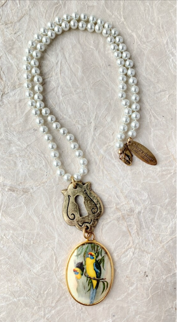 Vintage Bird Art and Keyhole Pendant Pearl Necklace