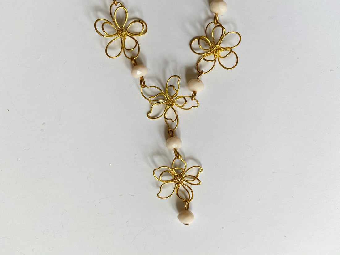 Lenora Dame Dainty Pink Necklace