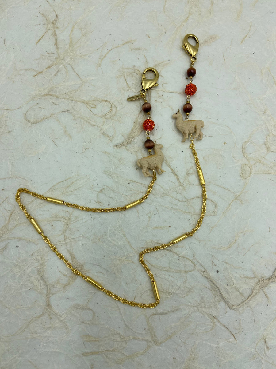 Lenora Dame Llama Mask Chain