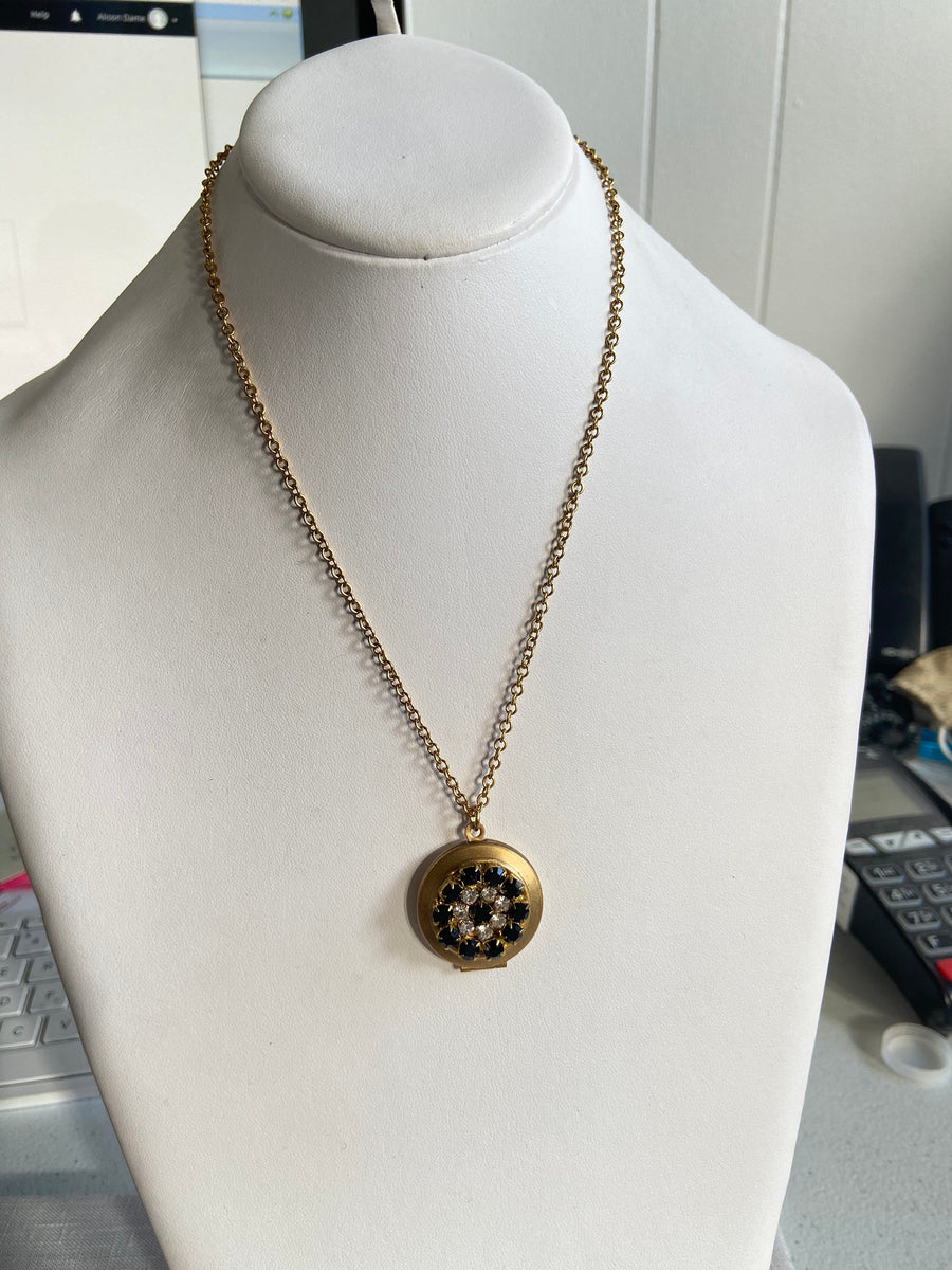 Lenora Dame Jet Locket