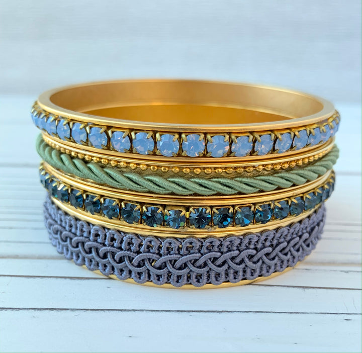 Lenora Dame 4-Piece Bridgerton Bangle Set in Periwinkle