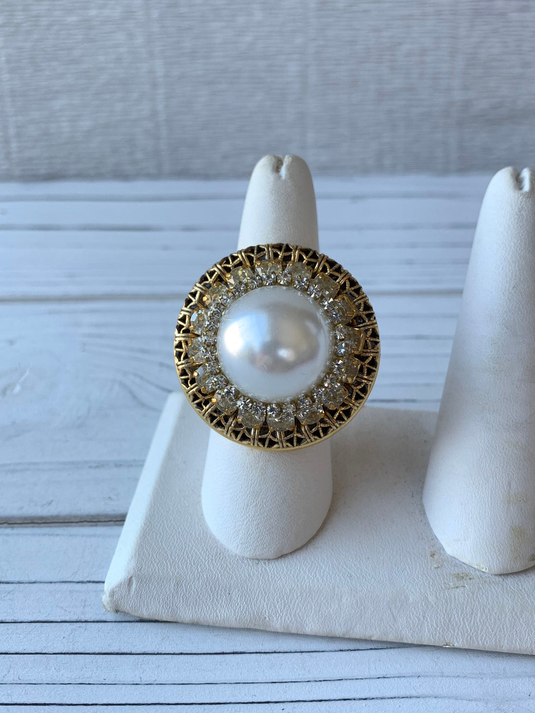 Lenora Dame Audrey Statement Ring