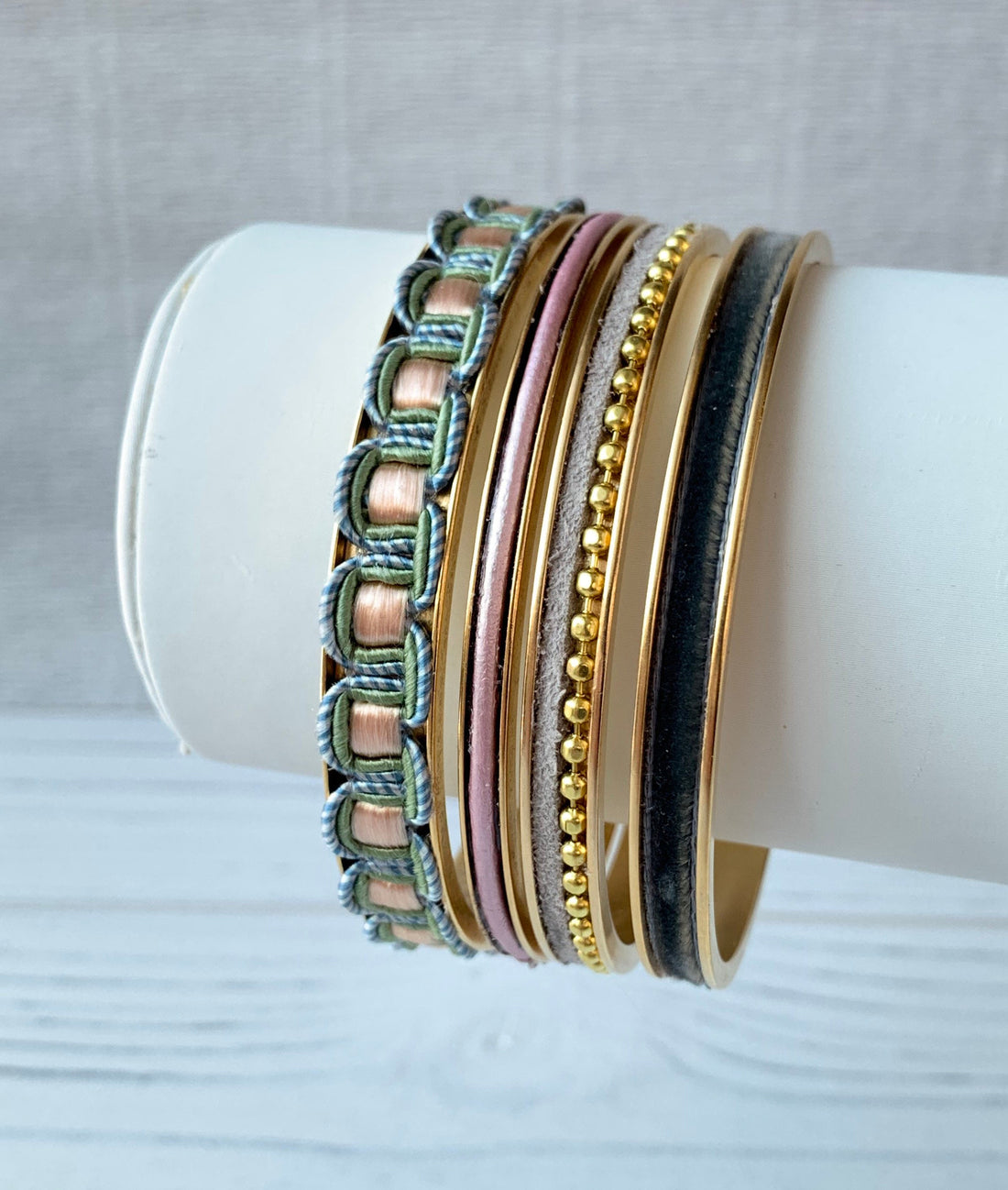 Lenora Dame 4-Piece Bridgerton Bangle Set in Sage and Blush