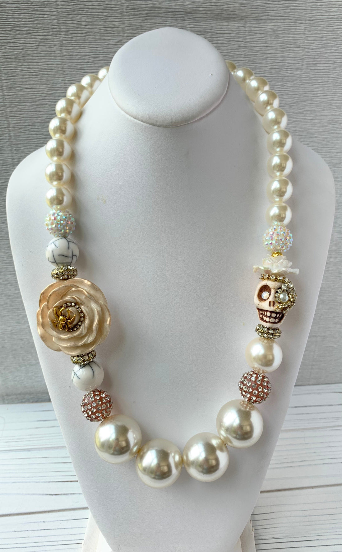 Lenora Dame Oleander Sugar Skull Queen Mum Necklace