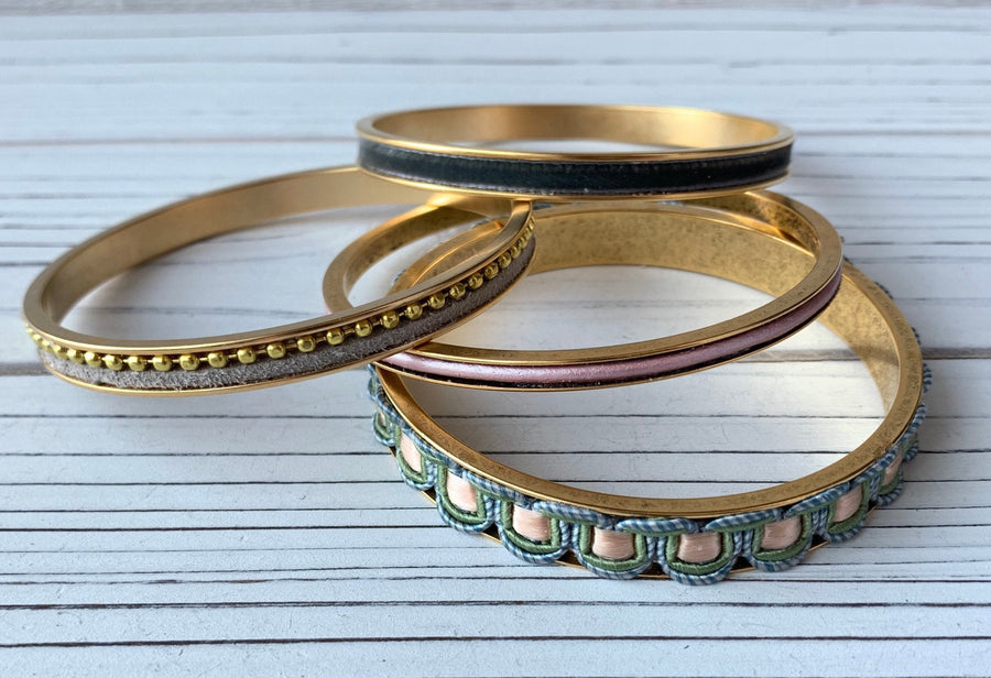 Lenora Dame 4-Piece Bridgerton Bangle Set in Sage and Blush