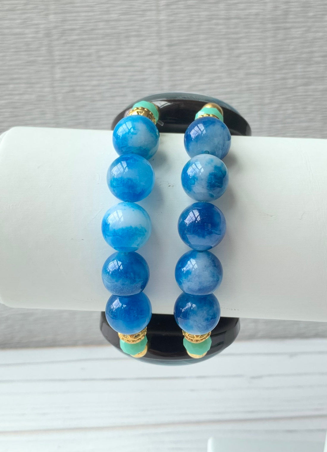 Lenora Dame Azul Lens Stretch Bracelet
