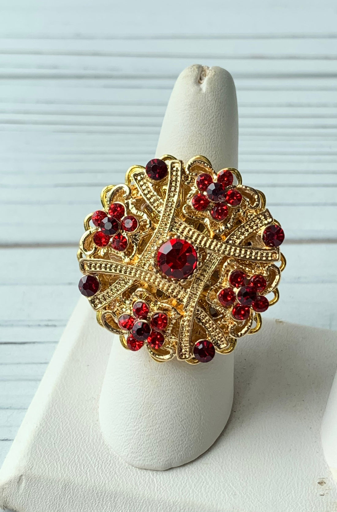 Lenora Dame Mistletoe Holiday Cocktail Ring