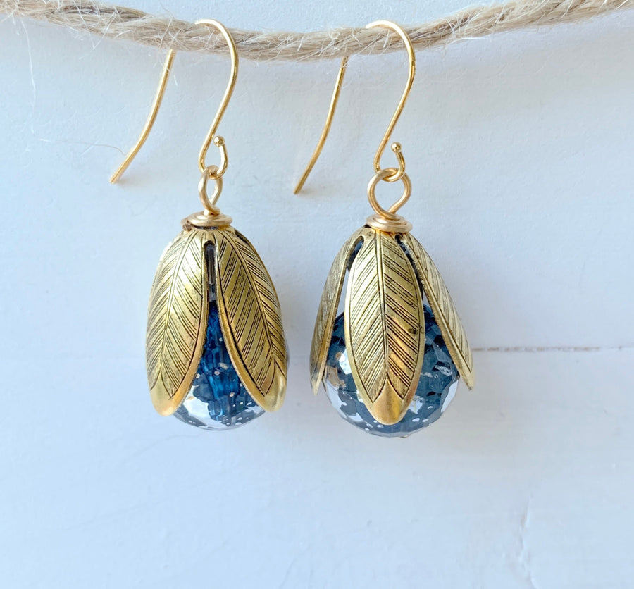 Lenora Dame Crackle Lucite Bead Cap Earring in Denim