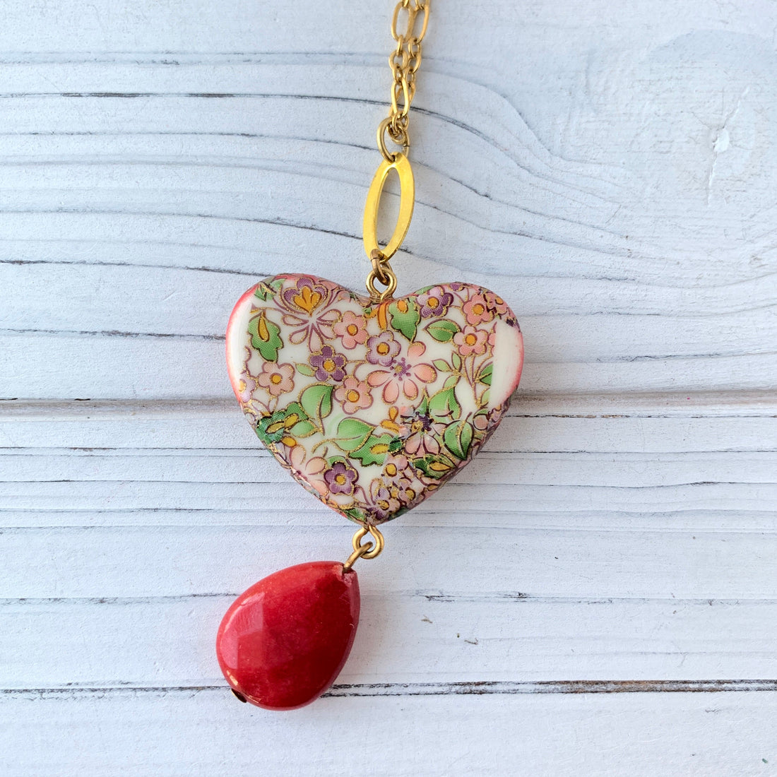 Lenora Dame Vintage Heart Cabochon Necklace