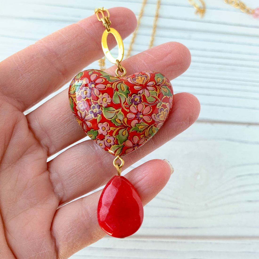 Lenora Dame Vintage Heart Cabochon Necklace