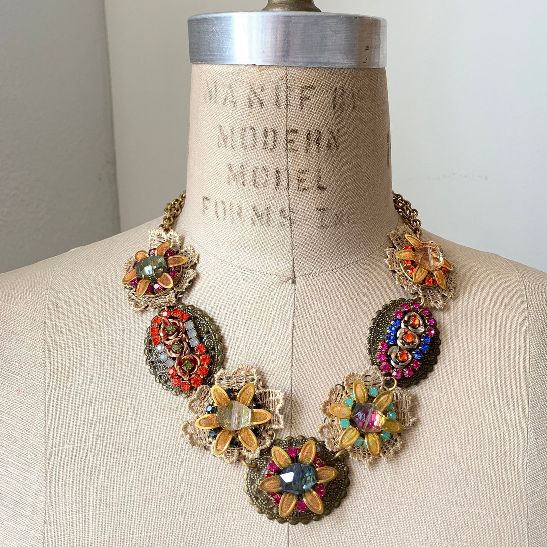 Lenora Dame Bejeweled Detailed Vintage Inspired Bib Necklace in Jewel Tones