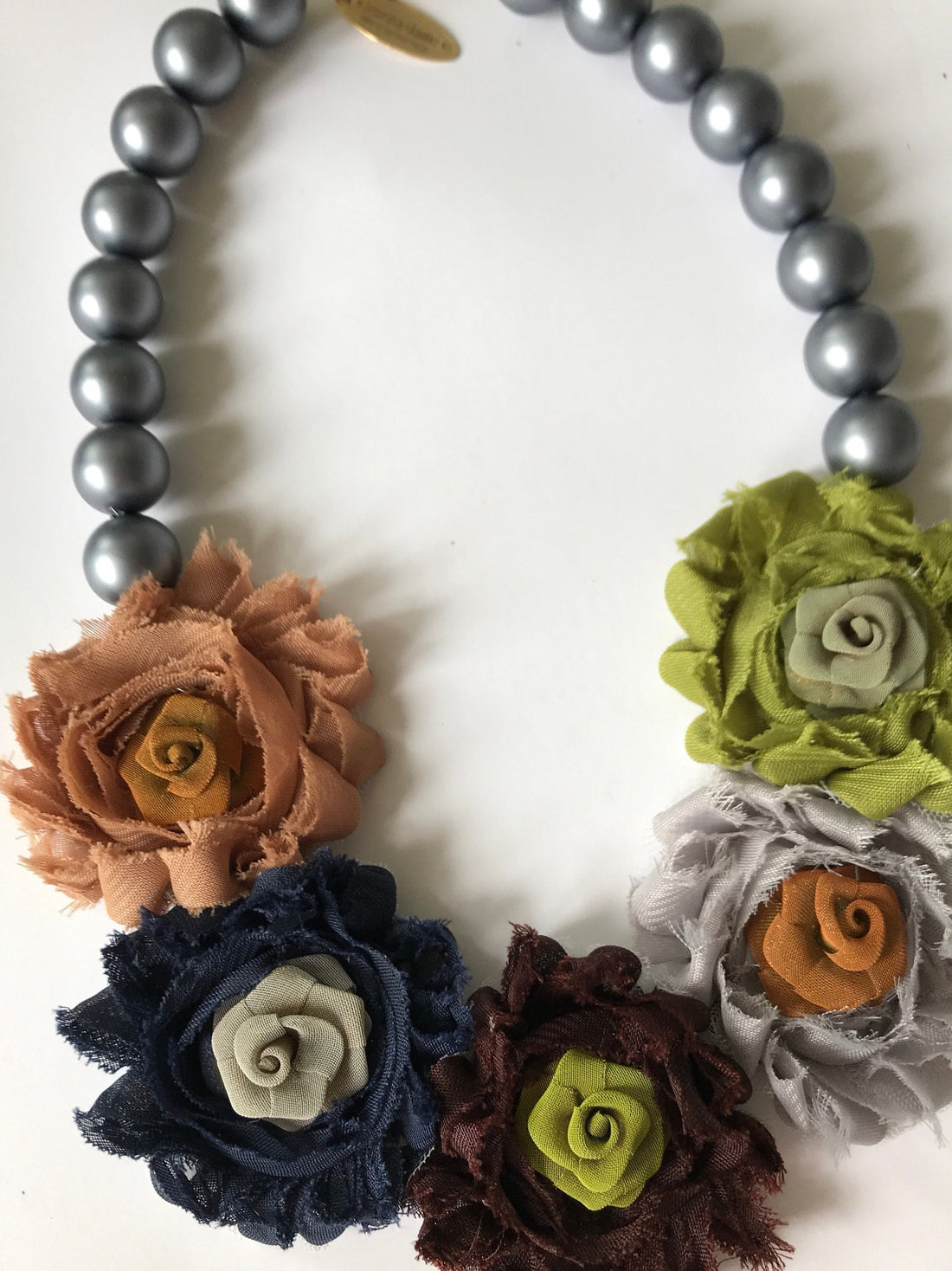 Lenora Dame Chiffon Rose Glass Pearl Statement Necklace