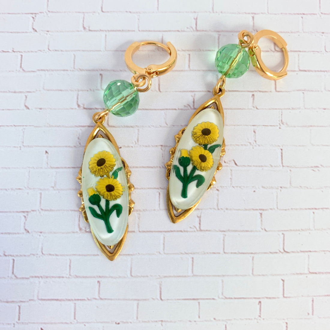 Lenora Dame April Showers Earrings in Chrysanthemum