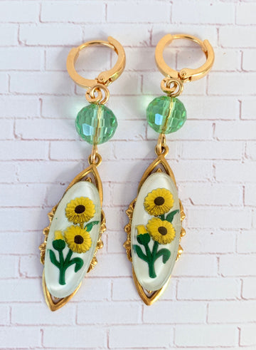 Lenora Dame April Showers Earrings in Chrysanthemum