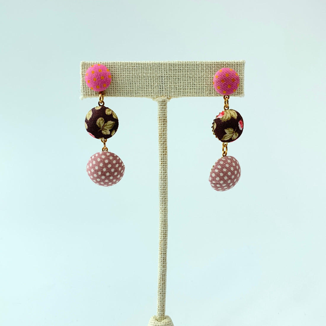 Lenora Dame Cute As A Button Earrings in Blush