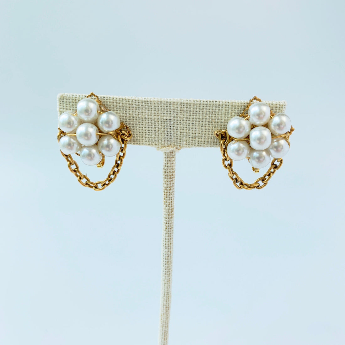 Lenora Dame Feminine Pearl Clip On Earrings