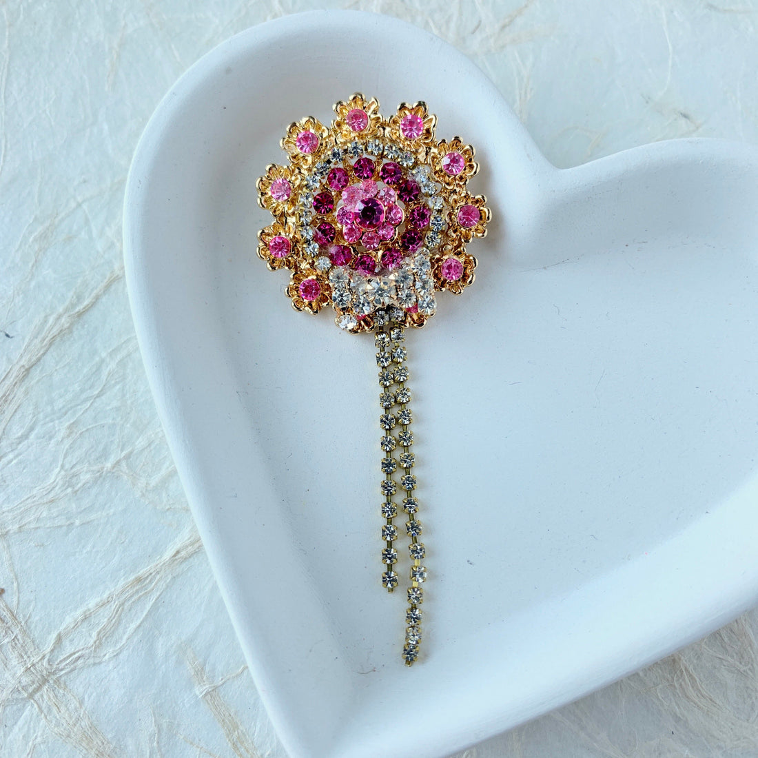 Lenora Dame Charlotte Brooch - Lapel Pin
